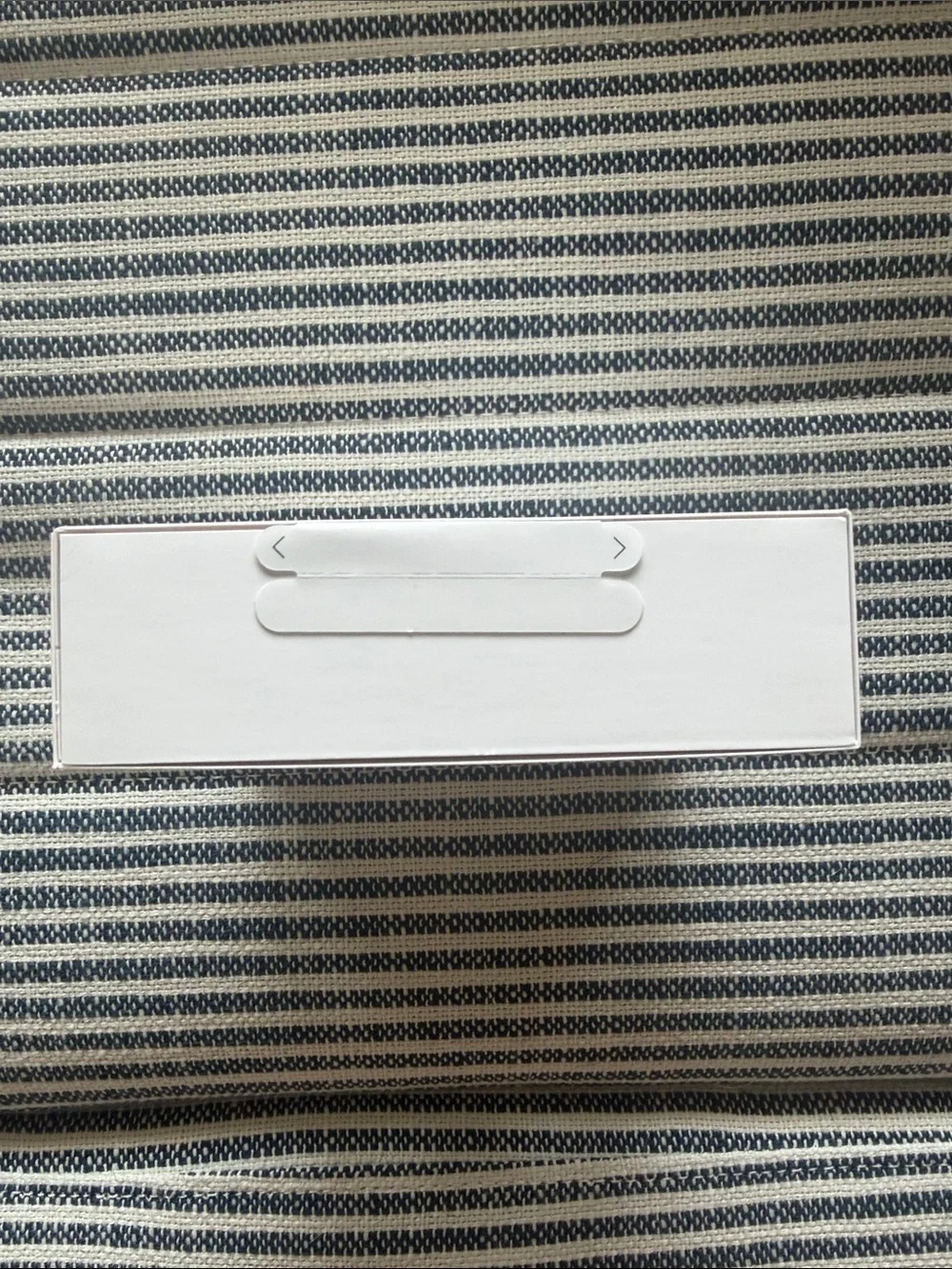 Oura Ring 4 - Silver (Size 7)